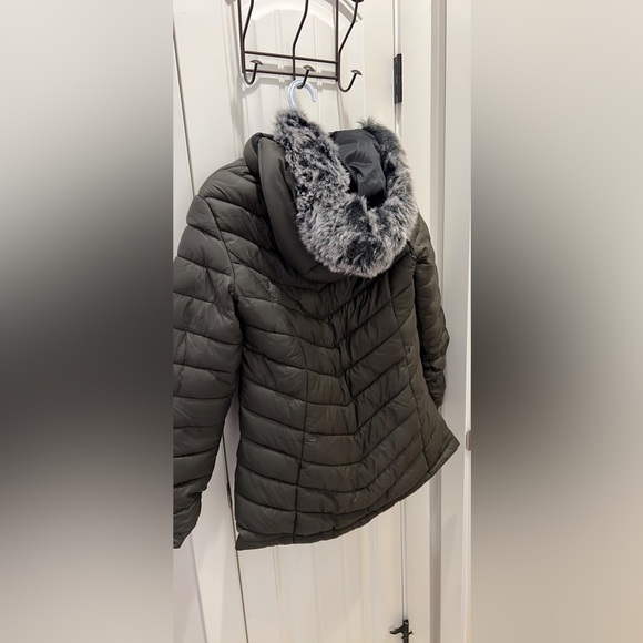 Reversible winter jacket - Picture 2 of 5